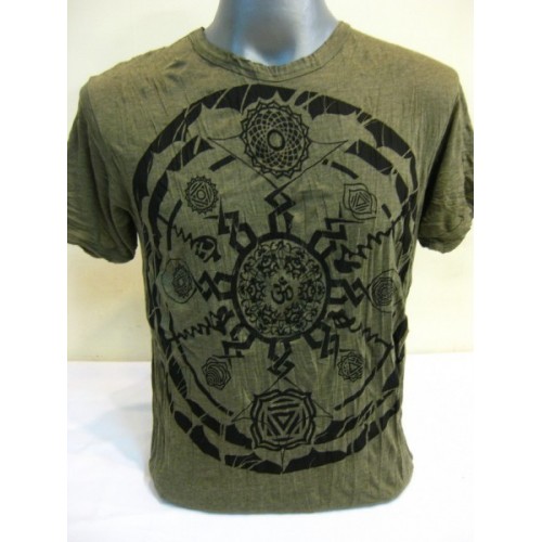 T-shirt Sure Design Chakra Ohm Mandala Cotone nero su verde